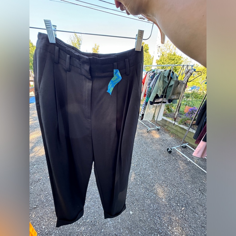 Elizabeth James Pants